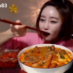 泡菜小姐姐,探寻韩国传统泡菜的魅力